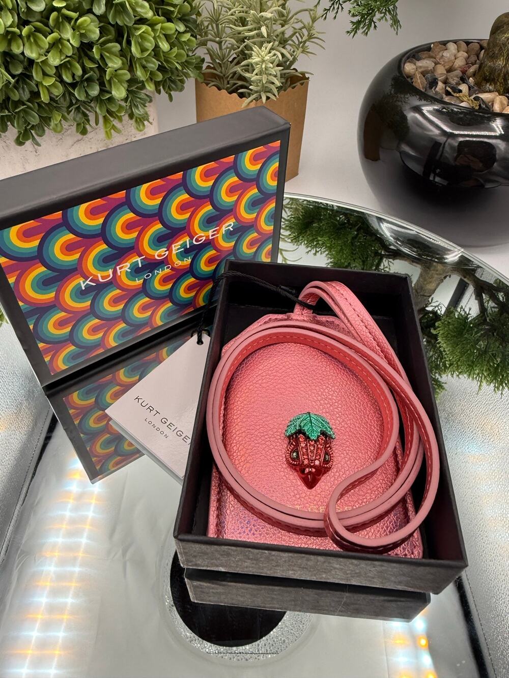 KURT GEIGER LONDON SOUTHBANK METALIC STRAWBERRY EAGLE HEAD LANYARD TAG